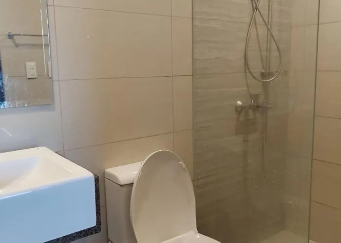 Near Moa 3 Pax Unit In Gentry Manor Wifi Tv Pet Friendly *